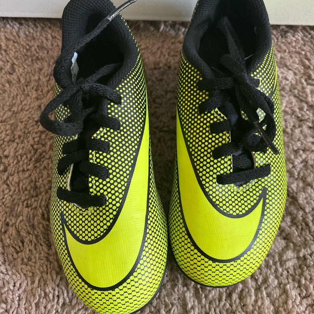 Kids Nike Socer shoes 11c
